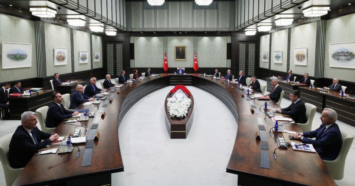 Kabine bugün toplanıyor