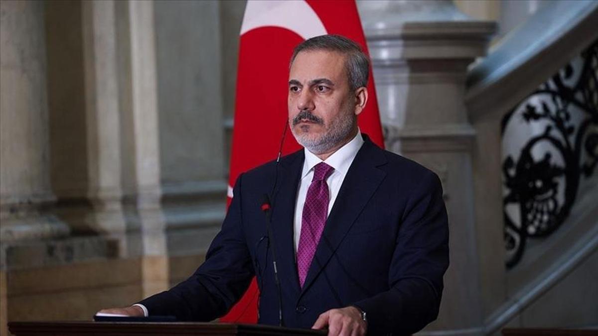 Kahire’de önemli 4’lü zirve: Dışişleri Bakanı Hakan Fidan’dan ilk temaslar!