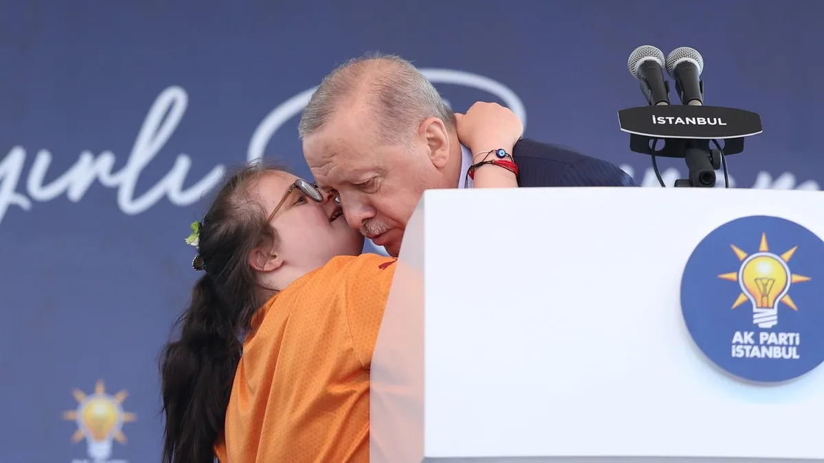 Küçük Havva Başkan Erdoğan’a sarıldığı anı anlattı: Evde dolma daveti