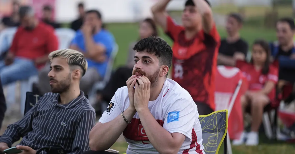 Millilere son maçta tam destek