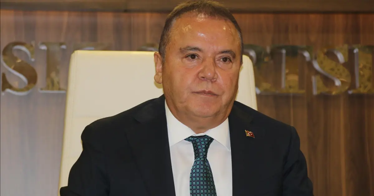 Muhittin Böcek’in ek ifadesinde yeni iddialar. “Ekrem İmamoğlu adaylık için 15 milyon euro istedi”