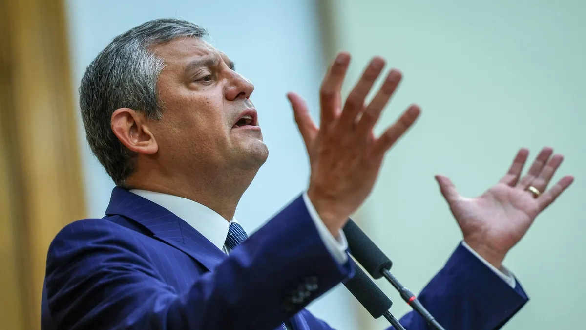 Özgür Özel’in yeni partisi belli oldu mu? ABP ile protokol iddiası