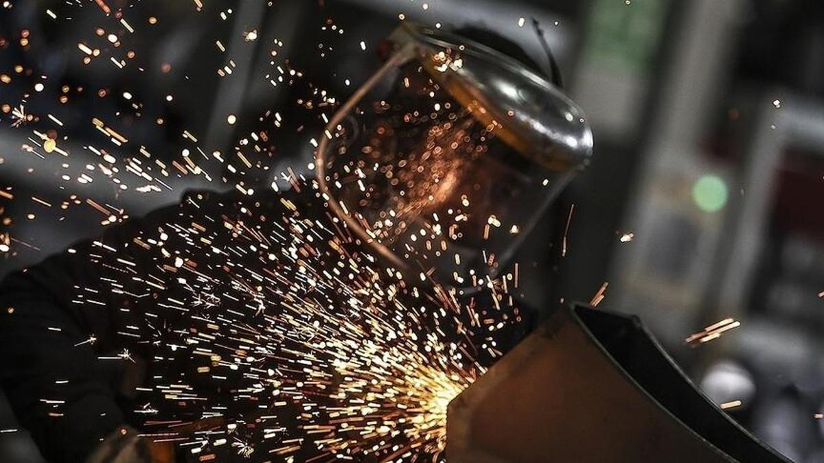 Sanayi üretiminde güçlü toparlanma! Nisanda son 8 ayın en yüksek artışı görüldü