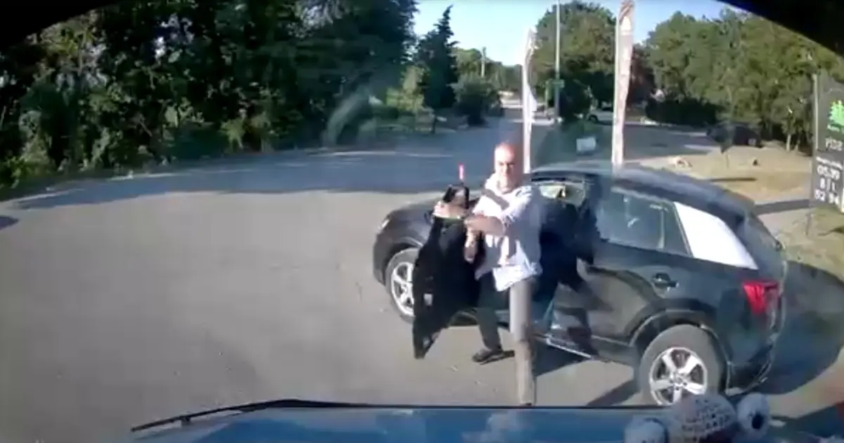 Savcı ile minibüs şoförünün tartışması kamerada