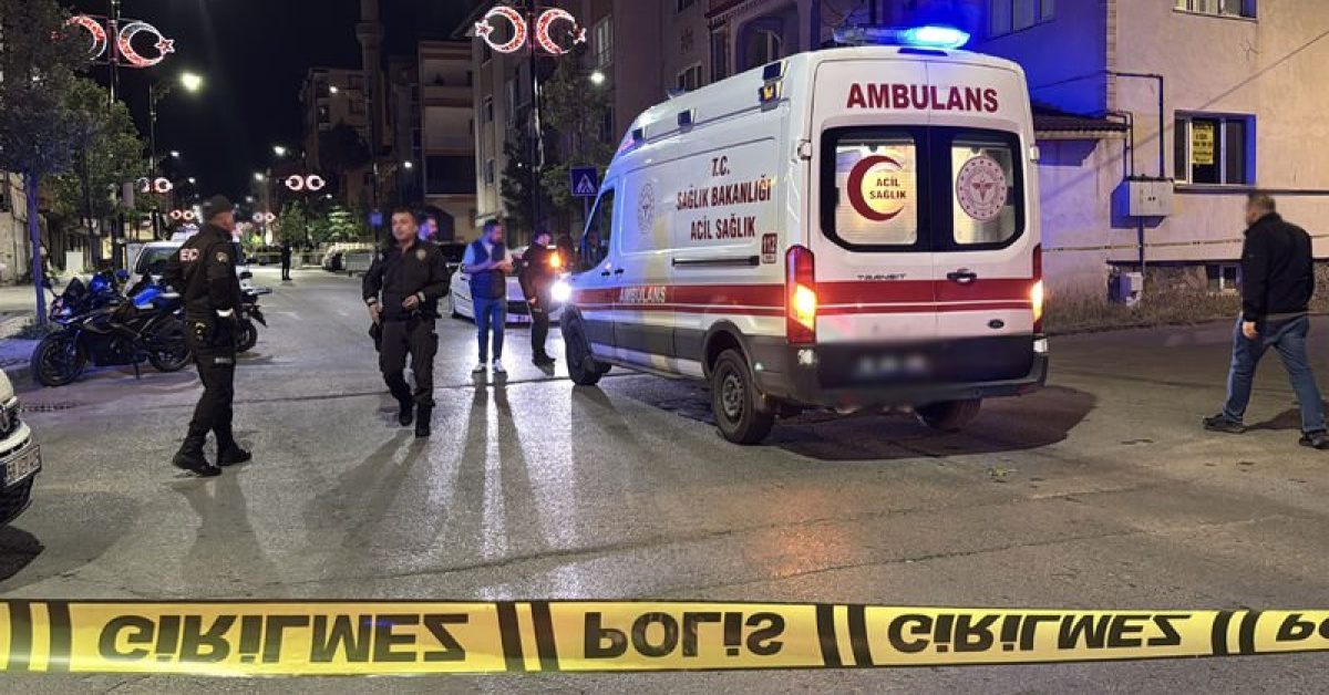 Sivas’ta bıçaklı kavga: 4 yaralı