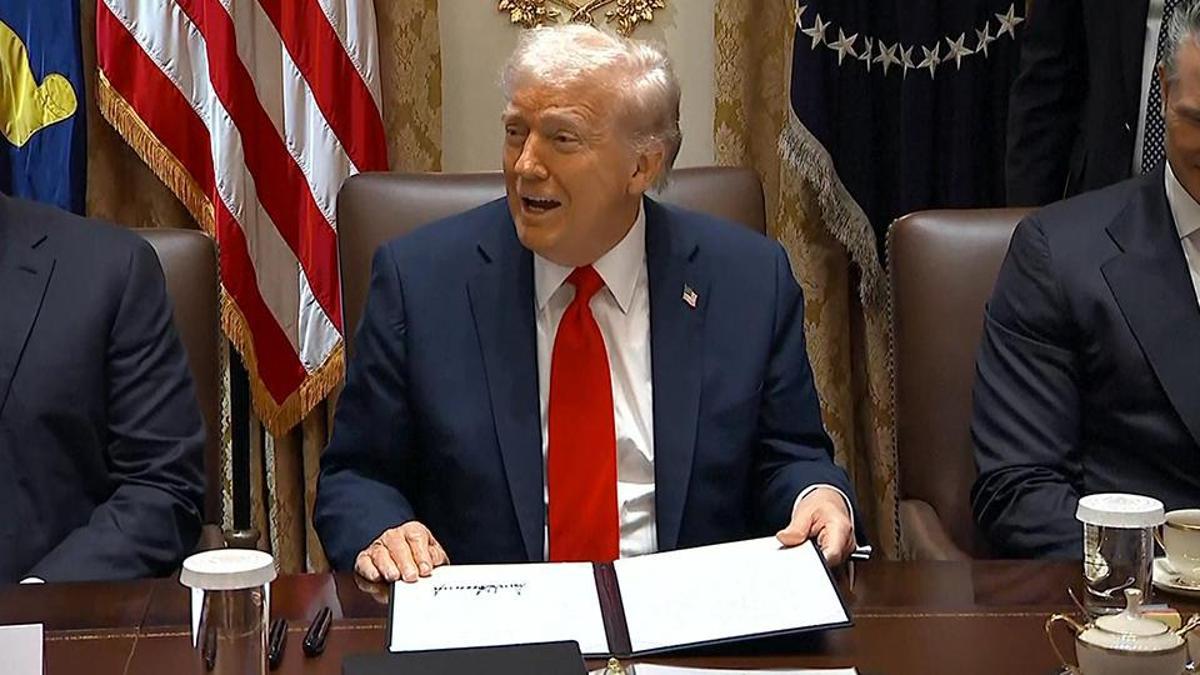 TAHRAN’DA TRUMP MESAİSİ | İran, Trump’ın “İş Bitirme Sanatı” kitabını okuyormuş