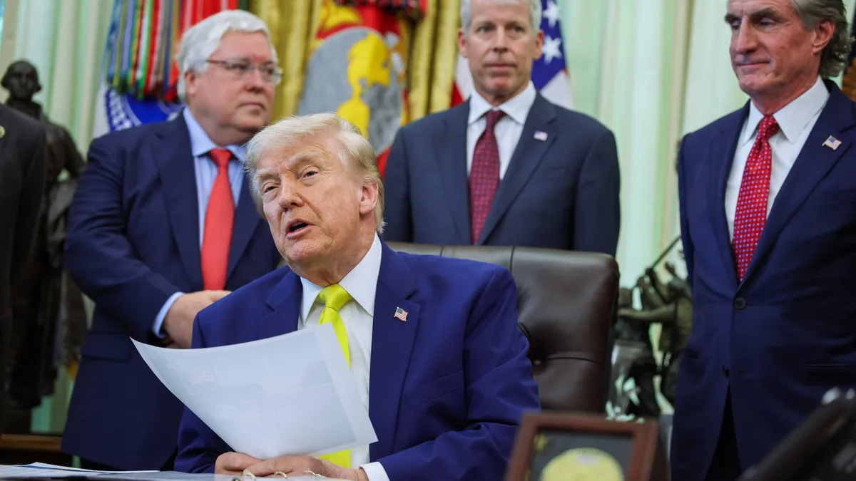 Trump’tan Küba’ya işgal tehdidi! “İşimizi bitirince burayla ilgileneceğiz”