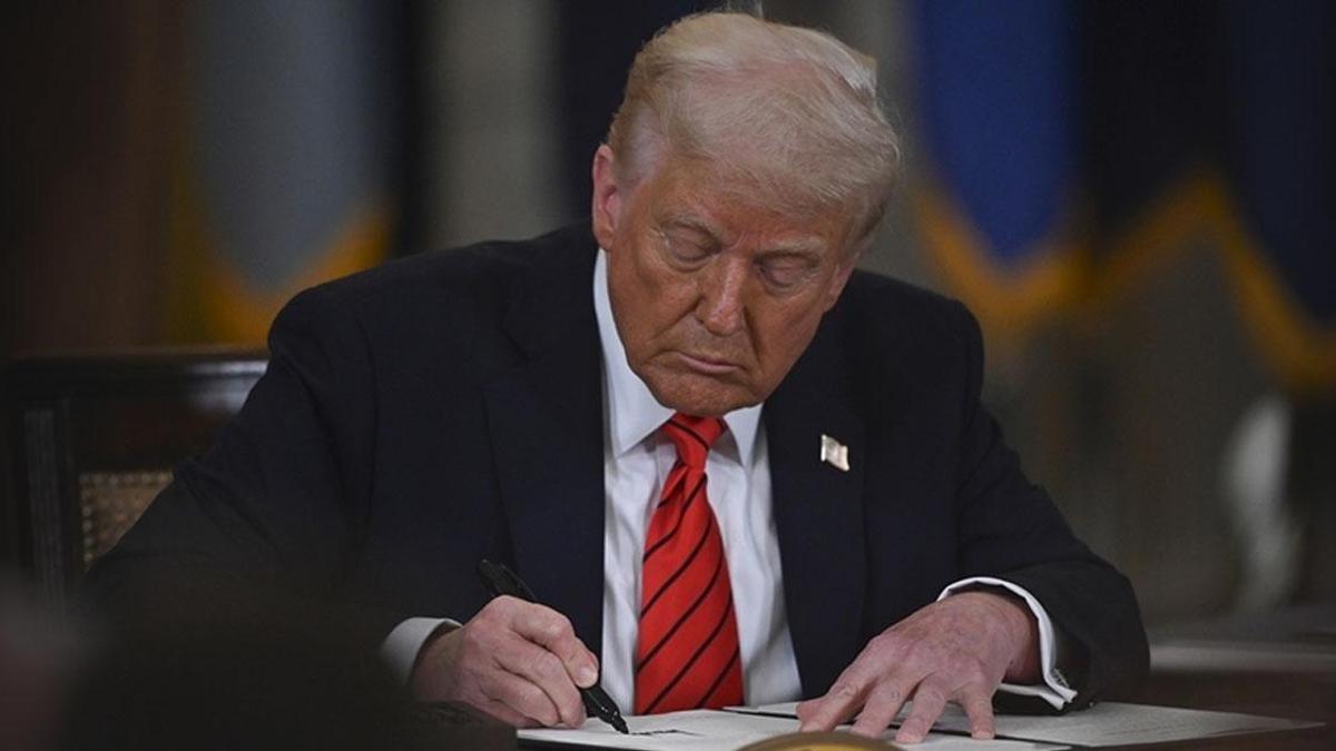 Trump’tan, yapay zeka kararnamesi