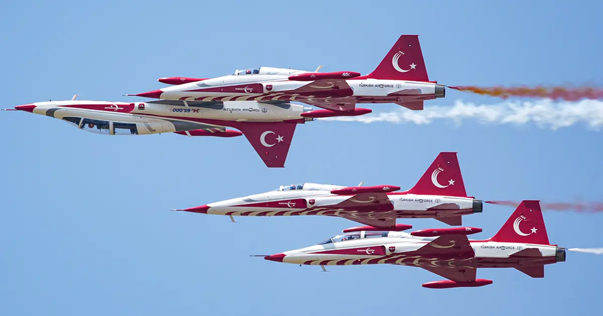 Türk Hava Kuvvetleri 115. yaşında | İzmir’de “Gençlik ve Havacılık Festivali” başladı