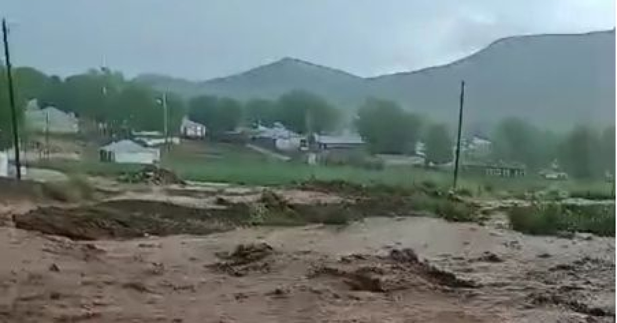 Van’da yağış sonrası sel!