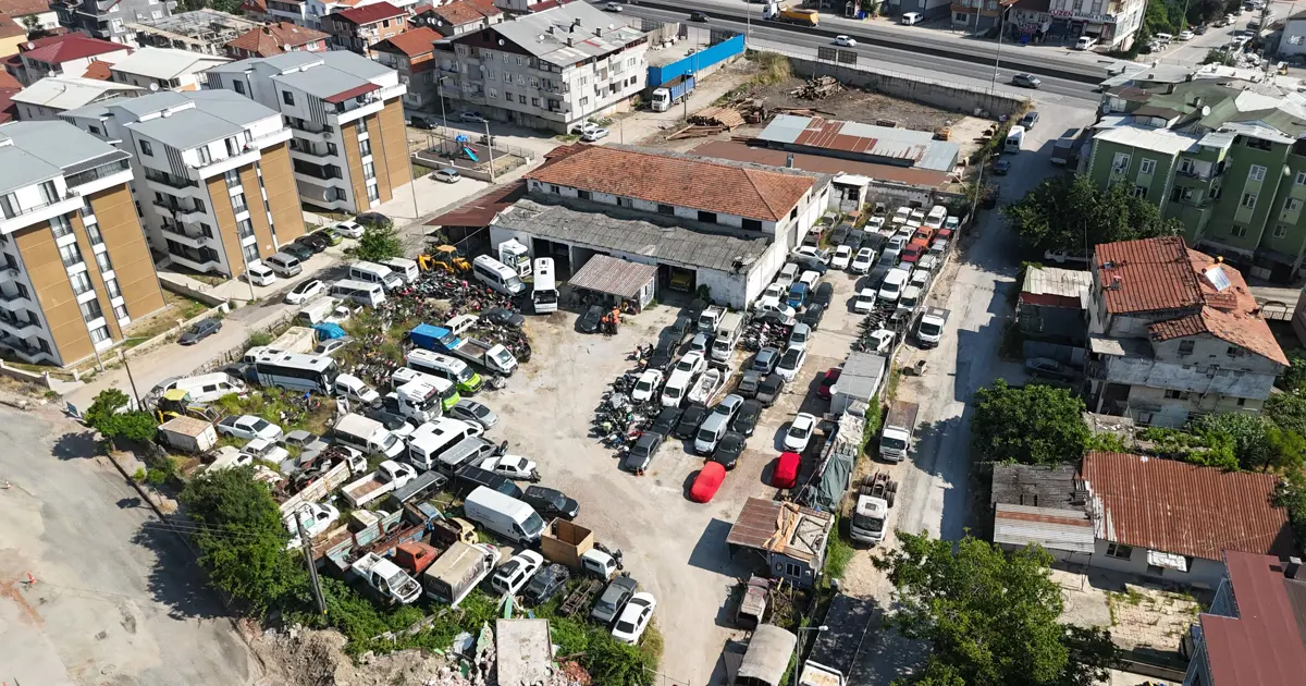 Yüzlerce araç neredeyse bedavaya satılacak. “Gelin alın” dediler