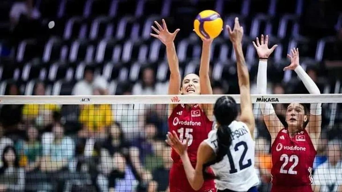 2026 FIVB MİLLETLER LİGİ PUAN TABLOSU! Filenin Sultanları Milletler Ligi’nde kaçıncı sırada puanı kaç?