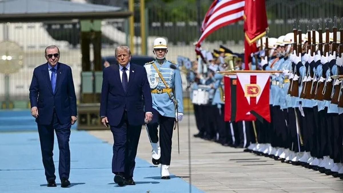 21 pare top atışı, Türk Yıldızları ve mehter… Trump’a A+ protokolü