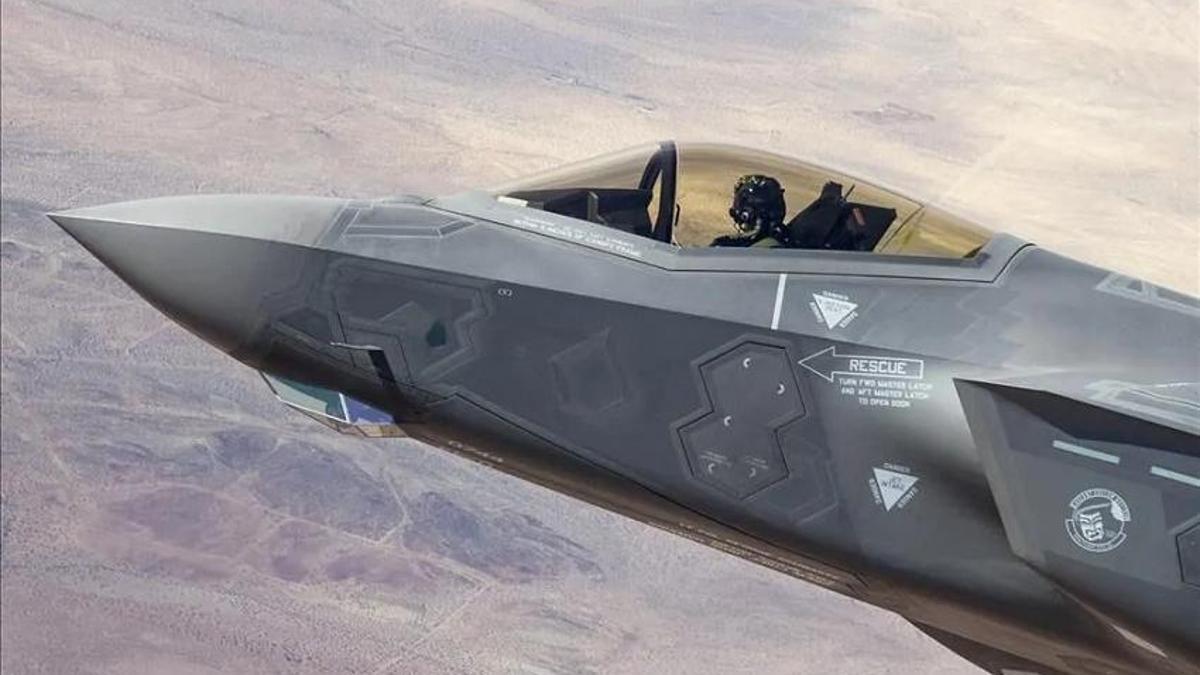 “ANKARA OYUNA GERİ DÖNÜYOR” | Dendias’ın “F-35” sözüyle Atina karıştı!