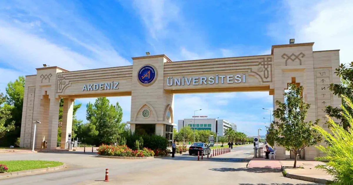 Akdeniz Üniversitesi Hastanesi’nde akılalmaz borsa vurgunu. Ünlü cerrahları bile dolandırıp sırra kadem bastı