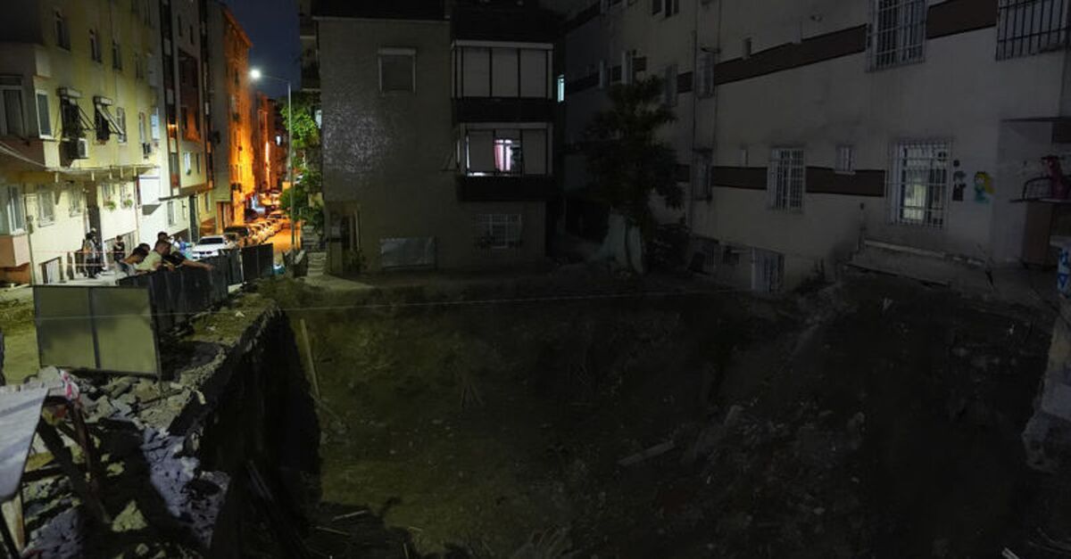 Bahçelievler’de 6 katlı bina tahliye edildi