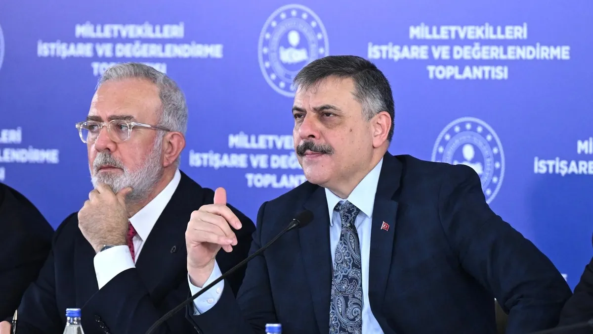 Bakan Çiftçi: Ahbap-çavuş rezaleti gerçeği ortaya çıkardı