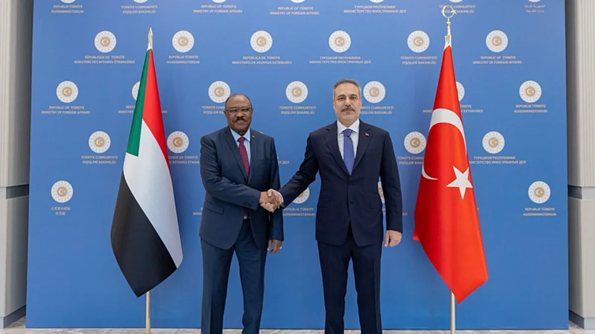 Bakan Fidan’dan diplomasi trafiği: Sudan Dışişleri ve Uluslararası İşbirliği Bakanı Mohieddin Salem ile görüştü
