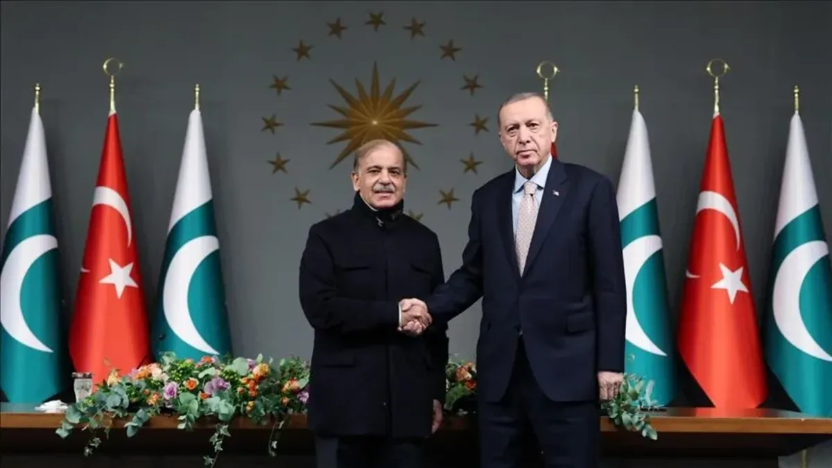 Başkan Erdoğan’ın davetine icabet! Pakistan Başbakanı Şahbaz Şerif Türkiye’ye geliyor