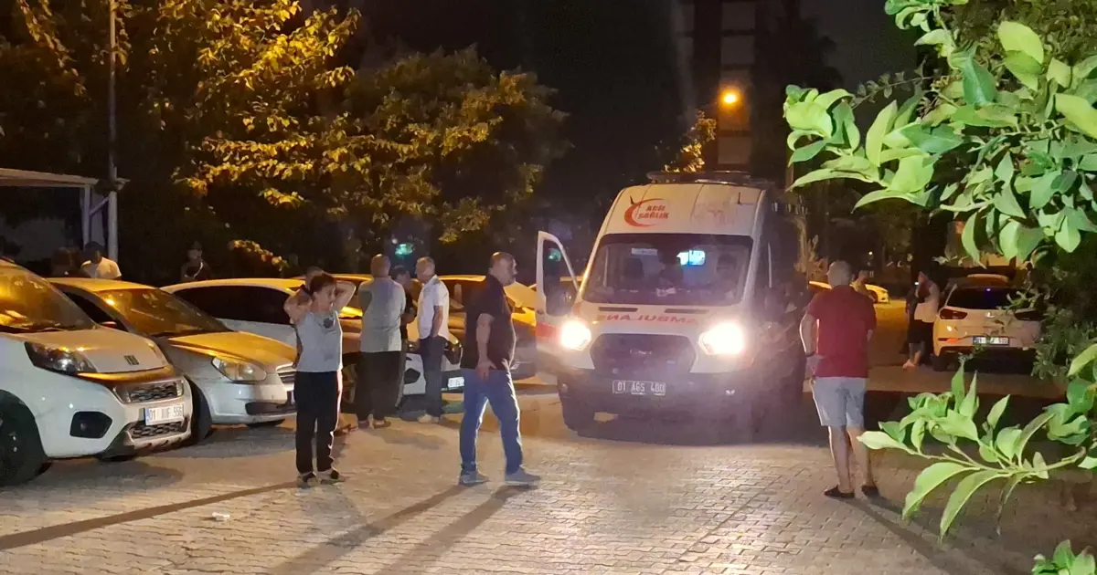 Boşanmak isteyen eşini uykusunda katletti