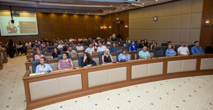 Büyükşehir’den yerel yönetim kadrolarına protokol ve nezaket eğitimi