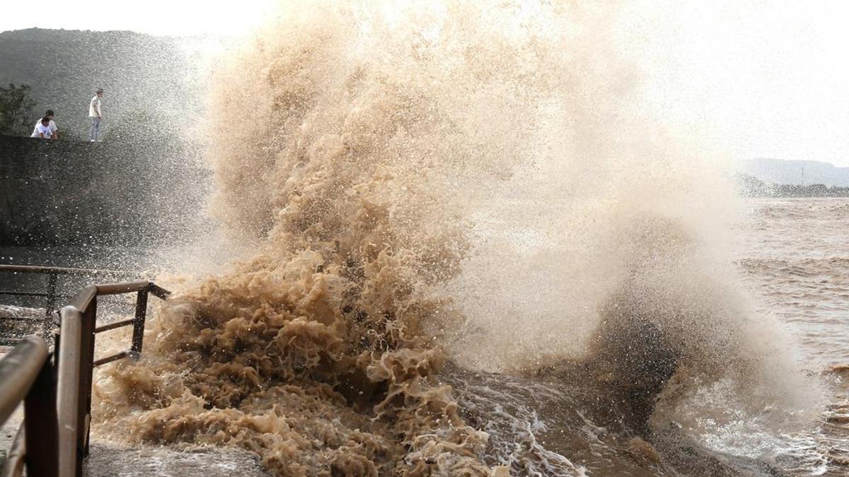 Çin’de ‘Bavi’ alarmı: Yaklaşık 2 milyon kişi tahliye edildi
