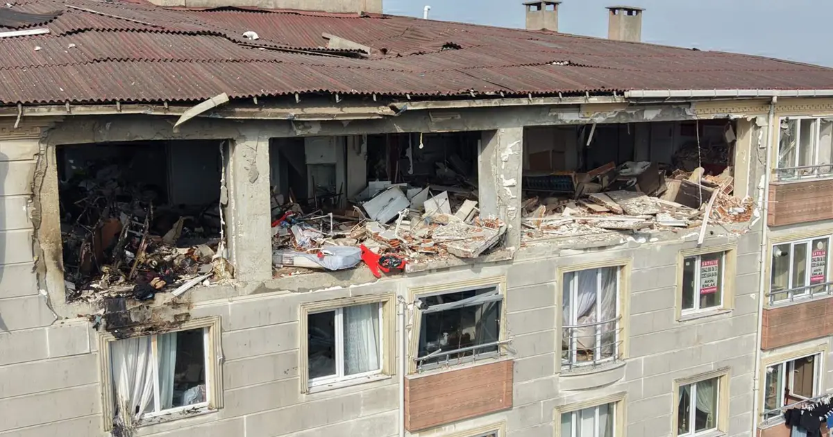 Çorlu’da apartman dairesindeki patlamanın nedeni belli oldu, hasar gün ağarınca ortaya çıktı