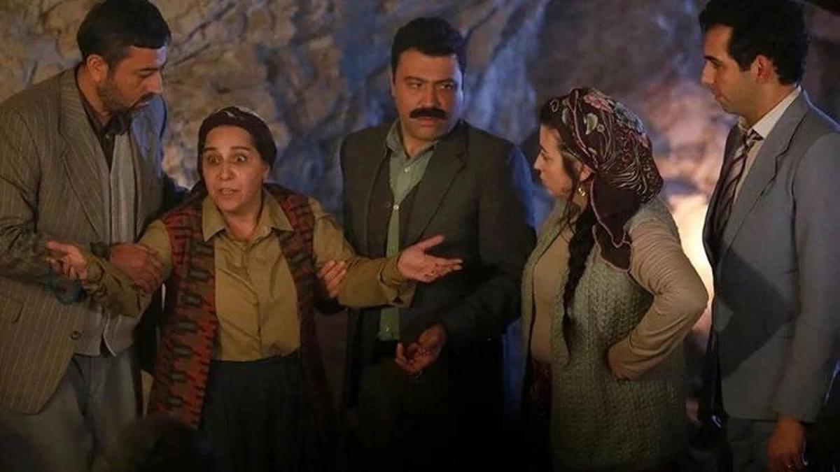 Eski Köye Yeni Adet filminin konusu nedir? Eski Köye Yeni Adet filminin oyuncuları kimler?