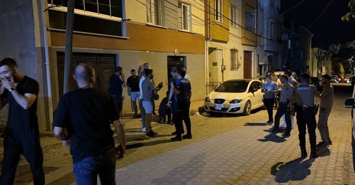 Eskişehir’de sokakta kavga: 1’i polis, 11 yaralı