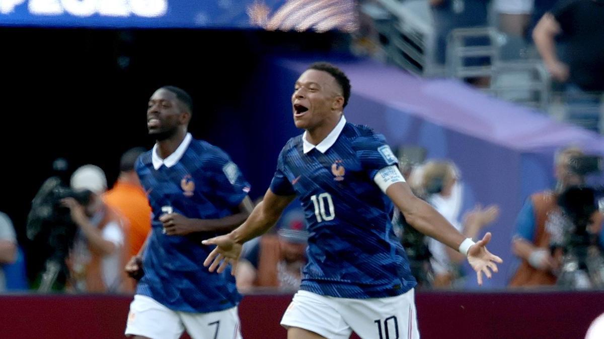 Fransa – İsveç MAÇ ÖZETİ | Kylian Mbappe duble yaptı, tur bileti geldi