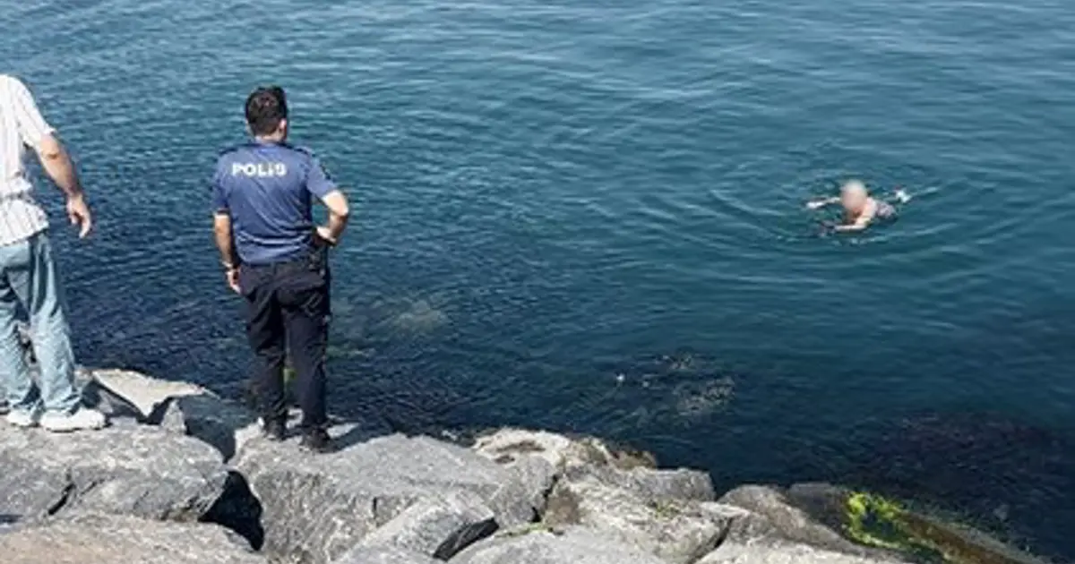 İntihar için kayalıklara çıkan şahıs, ikna edildiği sırada kayarak denize düştü