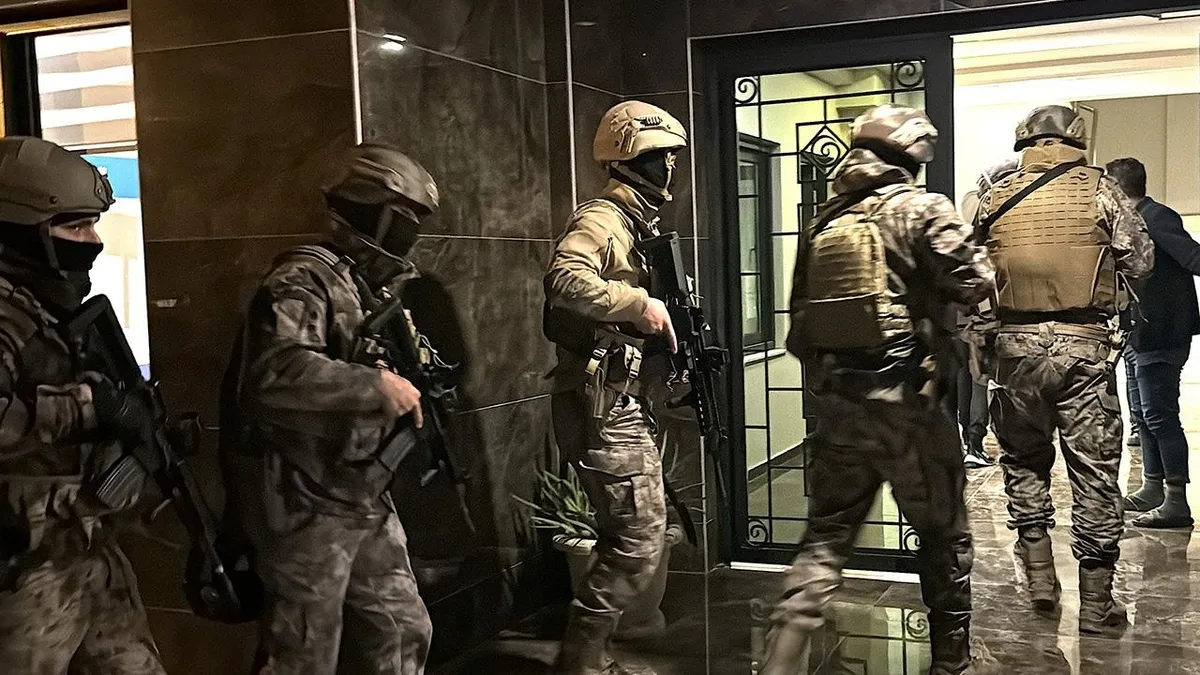 İstanbul merkezli yasa dışı bahis operasyonu 26 gözaltı