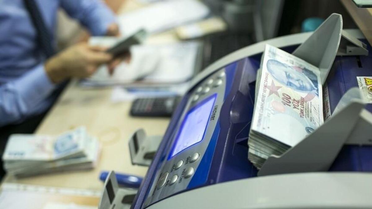 KKM bakiyesi gerilemeye devam etti! Bankacılık sektöründe kredi ve mevduat arttı
