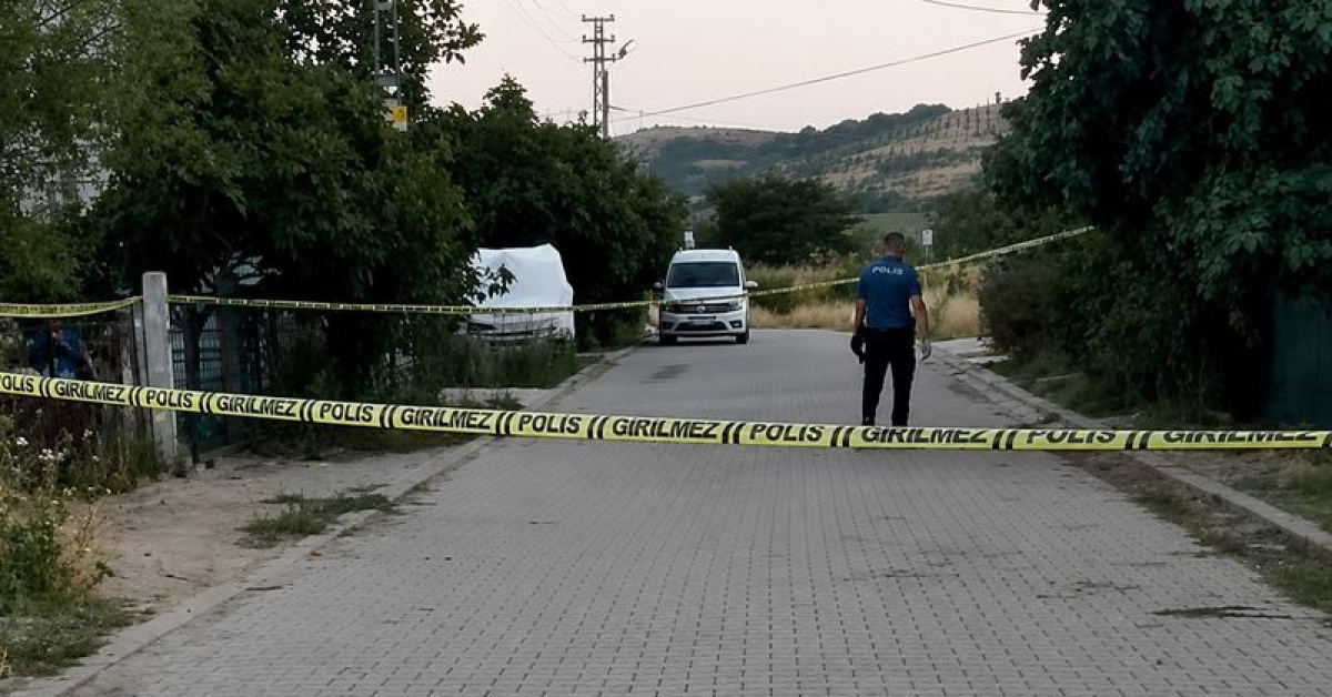 Kargo aracı çocuklara çarptı: 1 ölü, 1 ağır yaralı