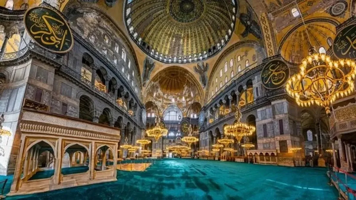 Kültür ve Turizm Bakanı Mehmet Nuri Ersoy’dan Ayasofya paylaşımı!
