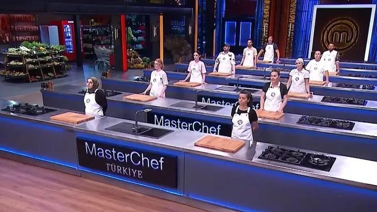 MASTERCHEF ANA KADROYA GİREN 9. YARIŞMACI: Bu akşam ana kadroya kim girdi? MasterChef’te ana kadroya giren 9. yarışmacı kim oldu?