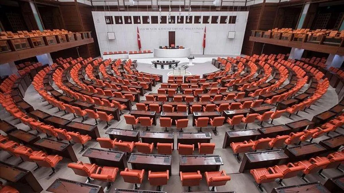 Meclis’te dengeler değişti: Yeni Parti ana muhalefet oldu, CHP 5. parti