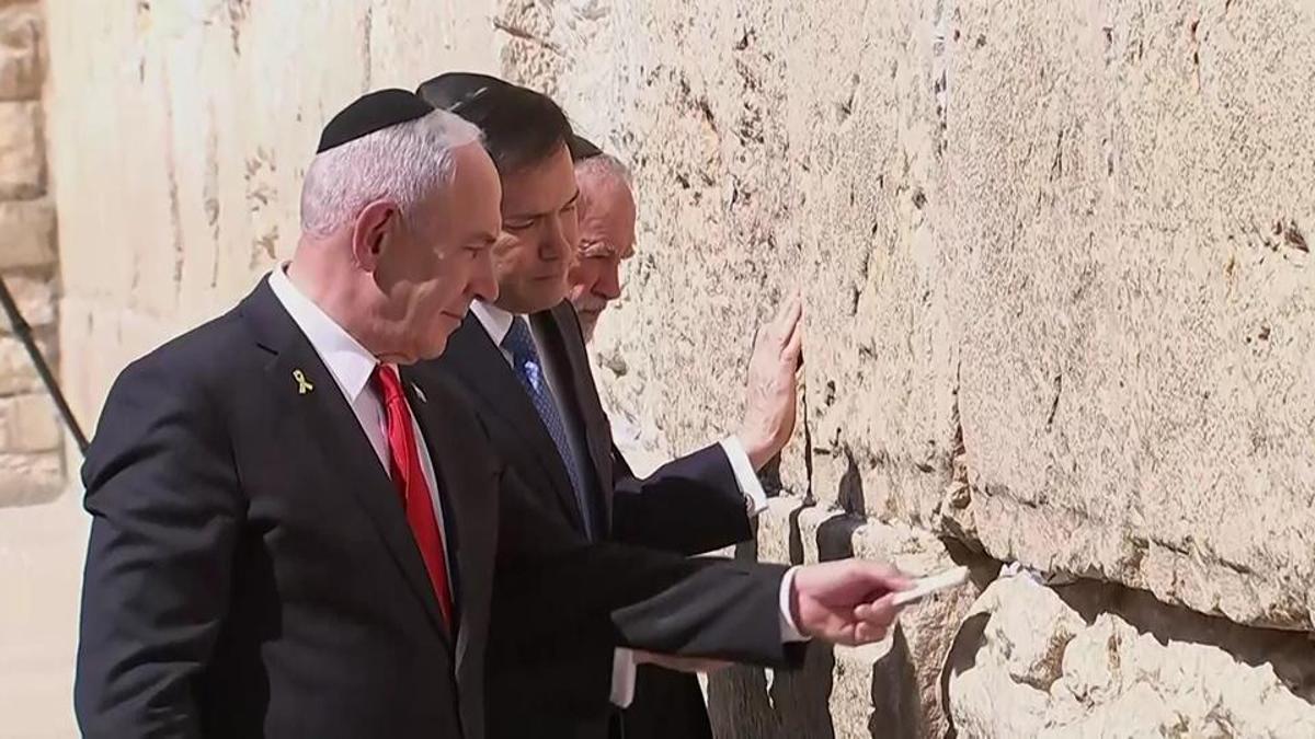 Netanyahu diken üstünde mi?