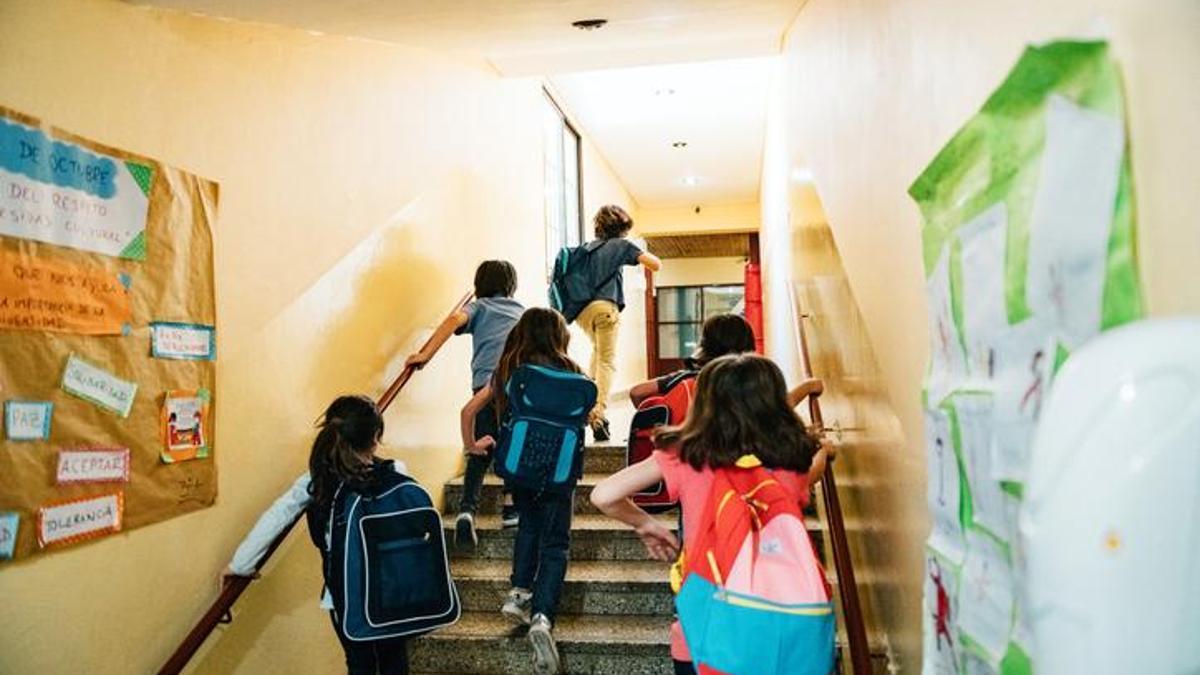 OKULLAR NE ZAMAN AÇILIYOR 2026? Okulların Açılış Tarihi: İlkokul 1. Sınıflar, Orta Okullar, Liseler Ne Zaman Okula Başlayacak?
