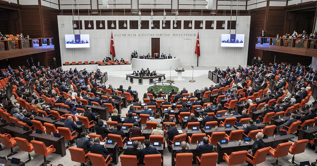 Öğrenci affı ve yükseköğretime ilişkin kanun teklifi TBMM’de kabul edildi