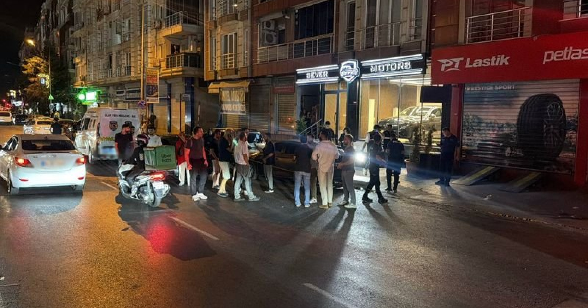 Oto galeriye silahlı saldırı: 1 ölü, 3 yaralı