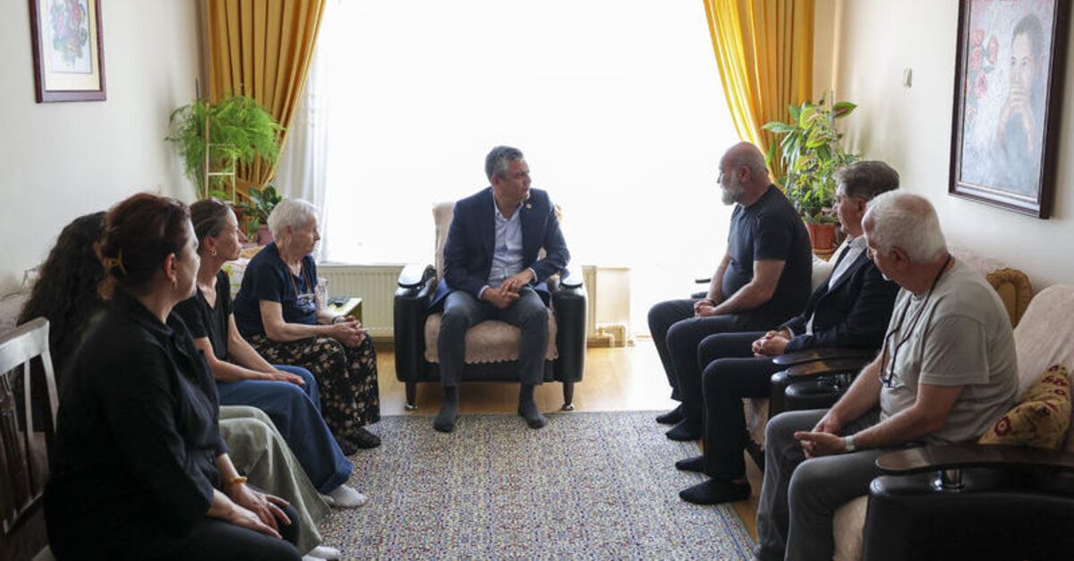 Özel’den Ahmet Telli’nin ailesine taziye ziyareti
