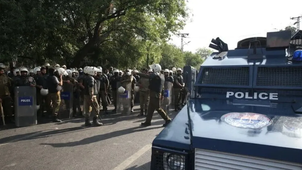 Pakistan’da kontrol noktasına saldırı! 9 polis öldü, 28 polis yaralandı