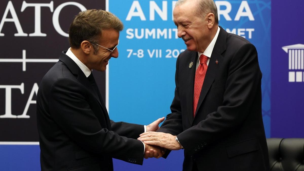 SON DAKİKA! Cumhurbaşkanı Erdoğan’dan NATO diplomasisi! Macron ve Meloni ile görüştü