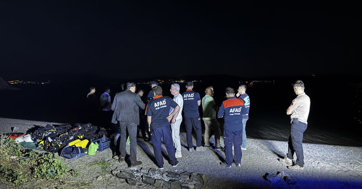 Serinlemek için göle giren genç boğuldu
