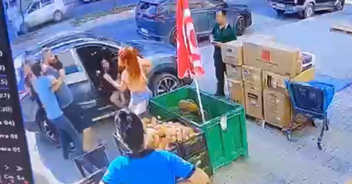 Sevgilisi ile onu kurtaran kadını feci dövdü!