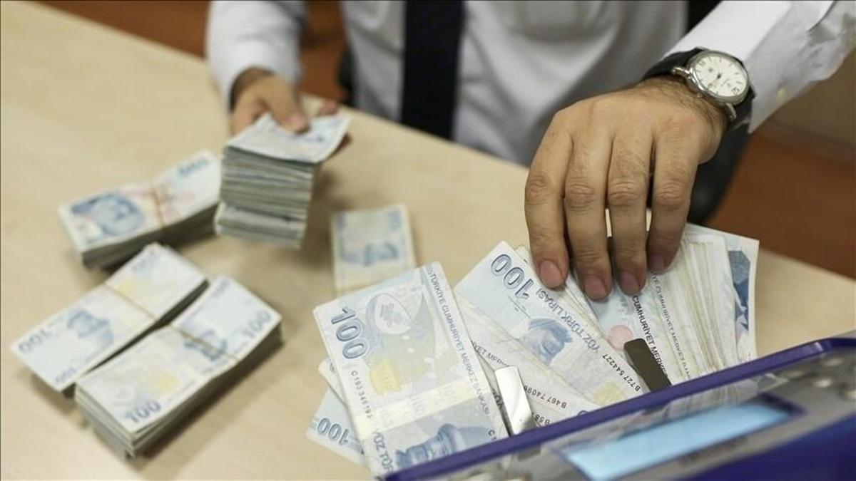 TCMB anketi yayımlandı: Kredi standartlarında sıkılaşma sürüyor, üçüncü çeyrekte gevşeme beklentisi