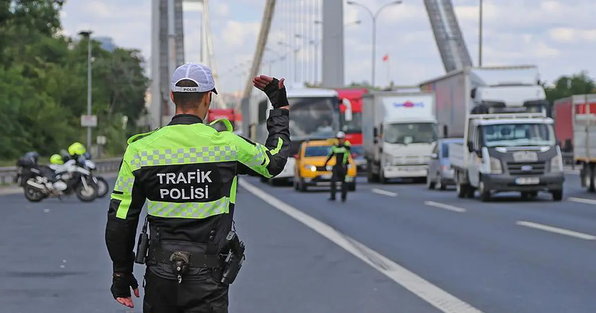 Trafik cezasına itiraz eden yandı