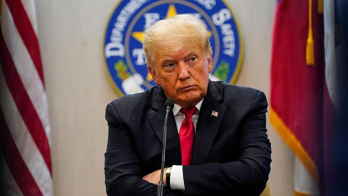 Trump açtı ağzını yumdu gözünü: Ordu İran’ı tamamen yok etmeye hazır