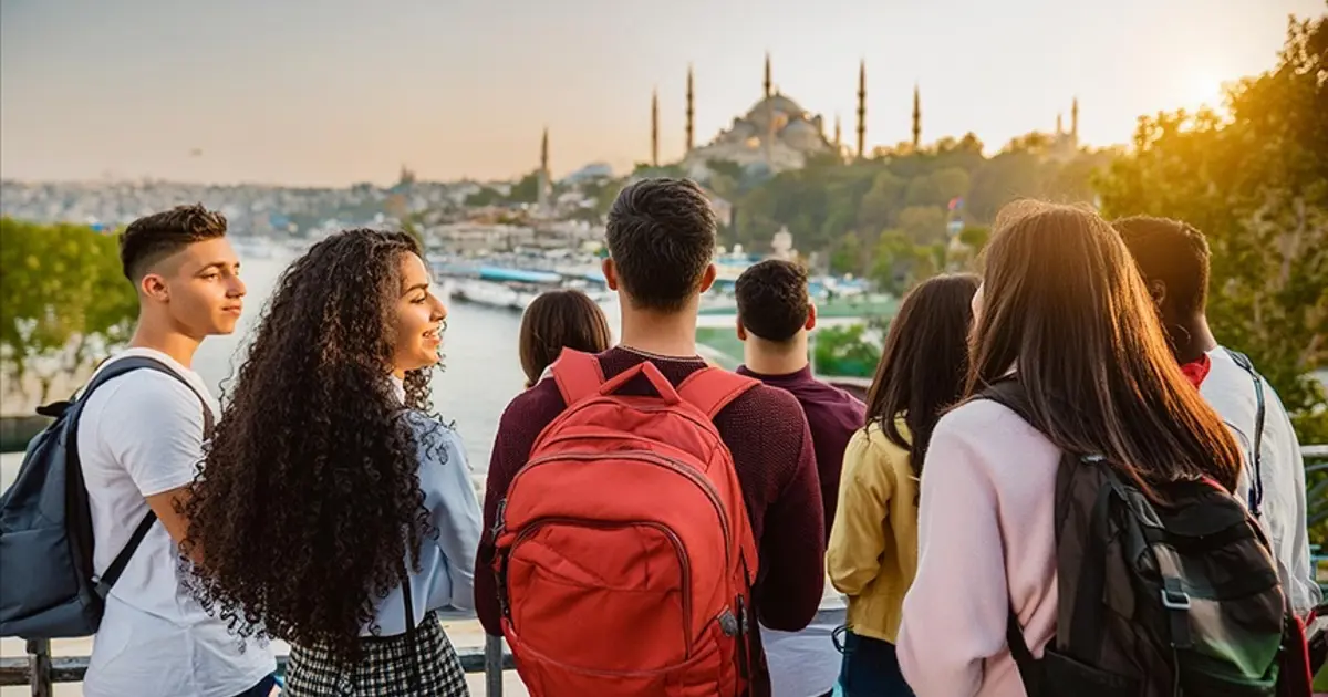 Türk gençlerinin sayısı bile yetti. Tam 117 ülkeyi geride bıraktı, Avrupa’nın en genç nüfuslu ülkesi